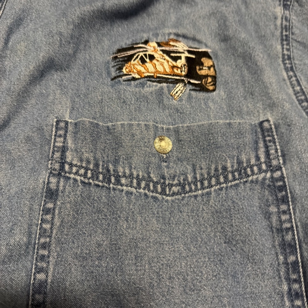 Wrangler Hero Mens XL Blue Denim Button Down Shirt Embroidered Helicopter Native - Picture 2 of 9